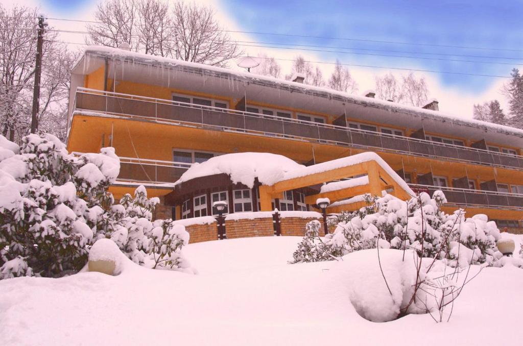 Hotel Wiktoria 斯克拉斯卡波伦巴 外观 照片